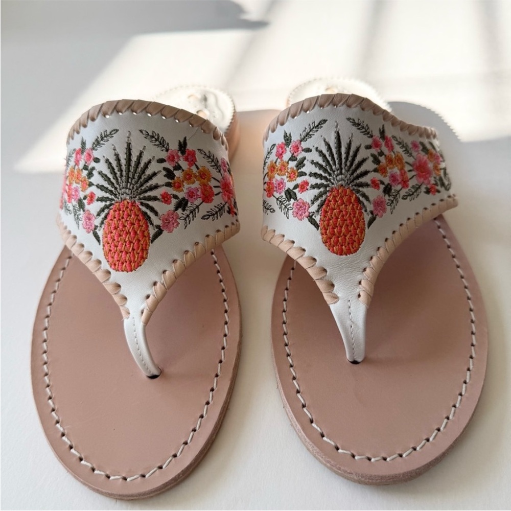 New! JACK ROGERS LIMITED EDITION
PINEAPPLE FLORAL THONG SANDALS - Picture 9 of 16